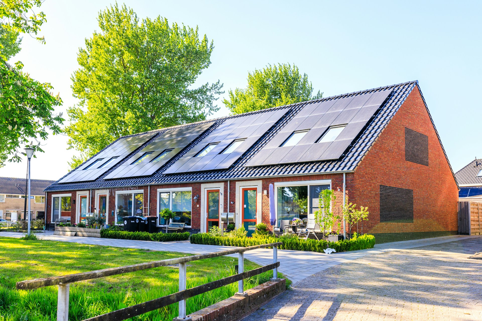 zonnepanelen kopen en laten installeren
